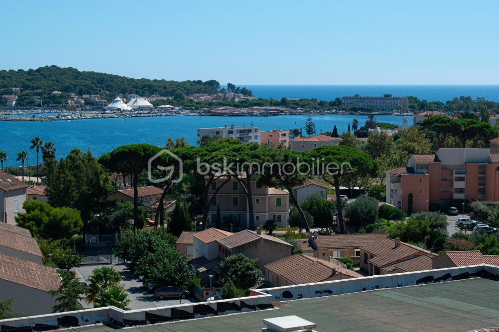 LA SEYNE-SUR-MER  HAUTEURS DE TAMARIS  TERRASSE  VUE MER  ENTIÈREMENT RÉNOVÉ