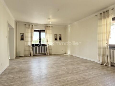   BAISSE DE PRIX !! Maison - 5 pi�ce(s) - 136 m�