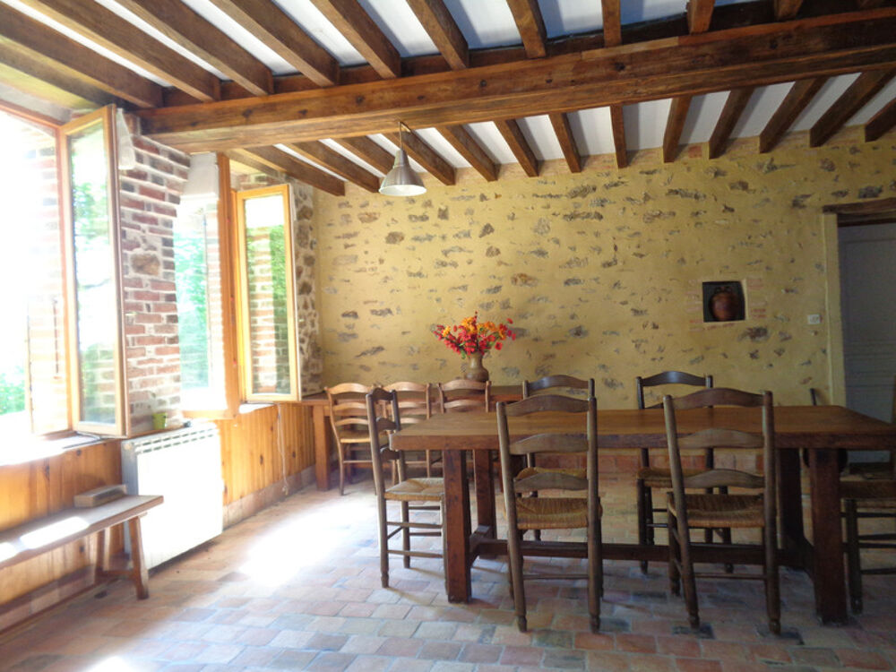 Maisons à vendre TREIGNY (89) Ensemble de deux maison 11pcs 5 ou 6 chbs, piscine, panneau solaire