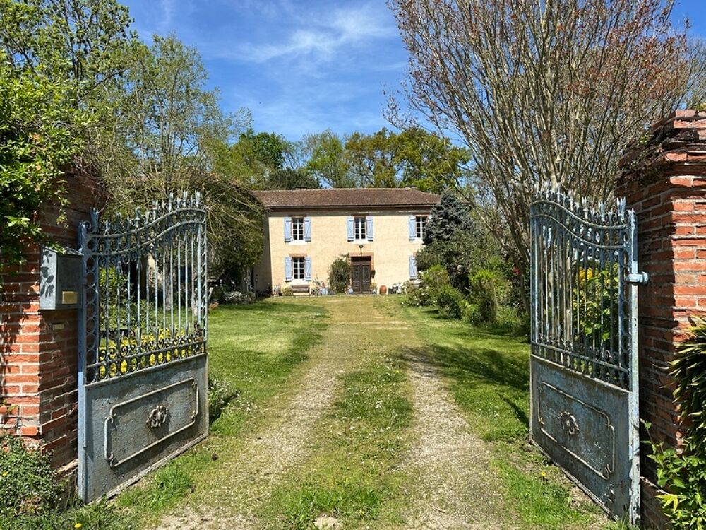 Vente Maison Maison de campagne, isolée, parc arboré, piscine Guizerix