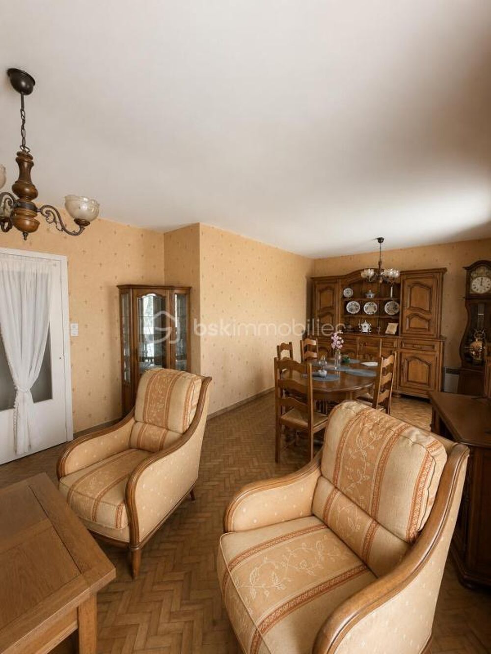 Vente Maison Maison 4 pièces avec sous-sol total et jardin de 559 m², proche du centre - Gisors Gisors
