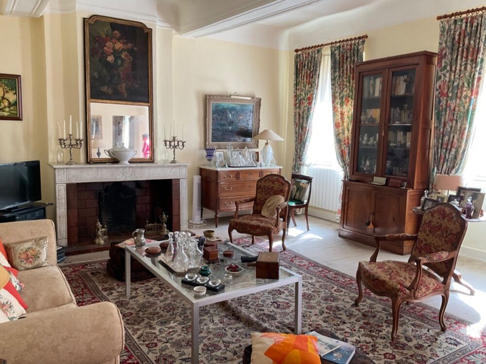Vente Appartement Appartement à vendre 3 pièces MARSEILLE 1er dernier étage d'un immeuble bourgeois Marseille 1