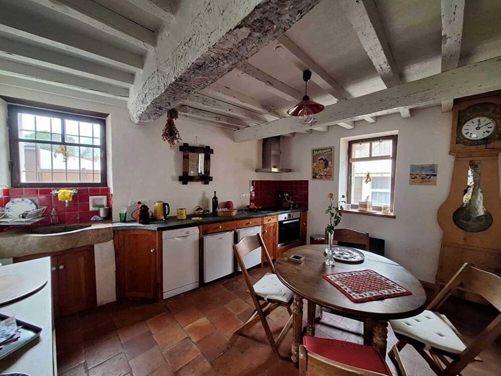 MAISON DE CHARME AVEC PISCINE PROCHE CITE DE CARCASSONNE
