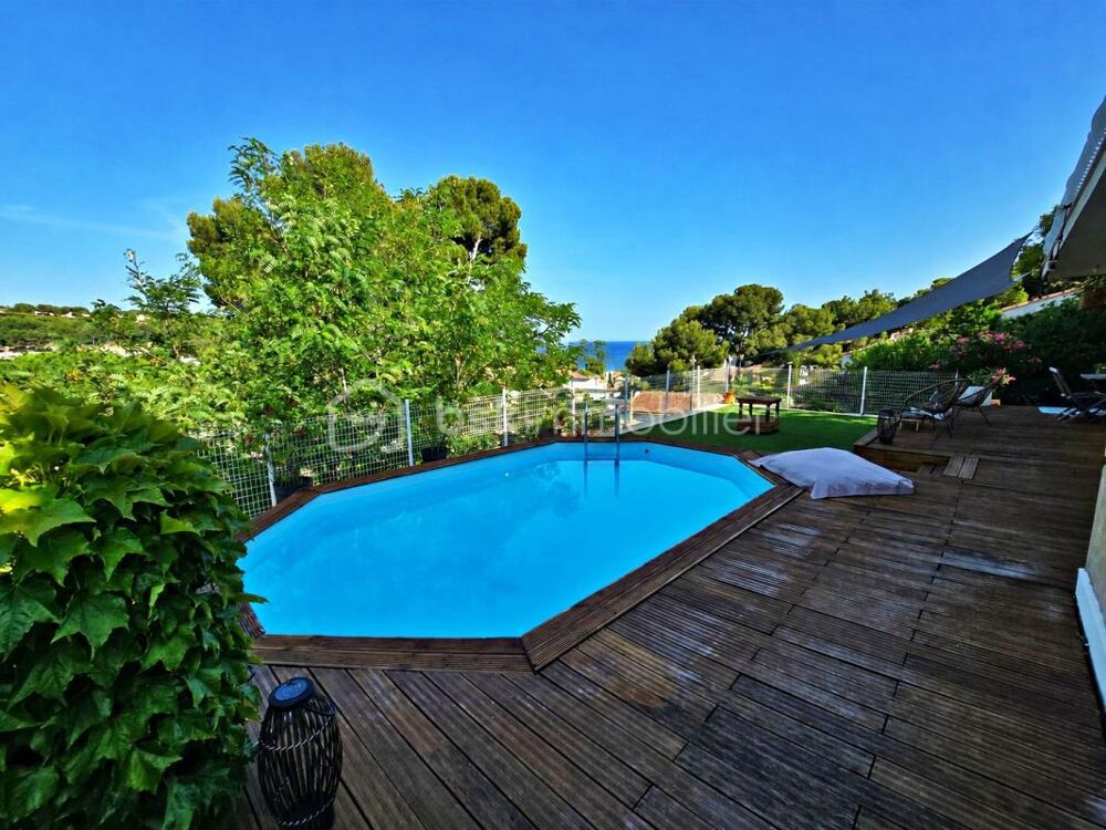 Vente Propriété/Château À 2 minutes à pied du port – Vue mer – Propriété de caractère 186 m² – 3 logements – Piscine Carry le rouet
