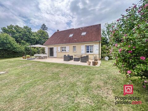   Maison avec piscine et vue dgage au coeur du Perche 136 m2 4 chambres Maison - 6 pice(s) - 136 m