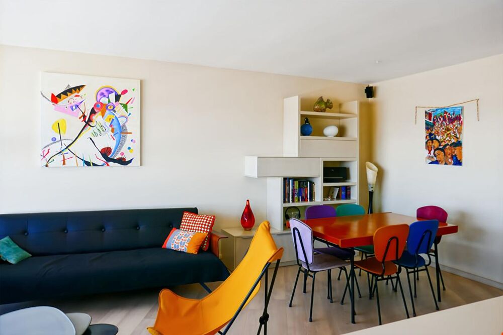 Vente Appartement BORDEAUX MERIADECK  Appartement trois chambres dernier étage avec vue dégagée un balcon et cellier Bordeaux