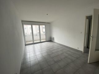  Appartement à louer 2 pièces 38 m²