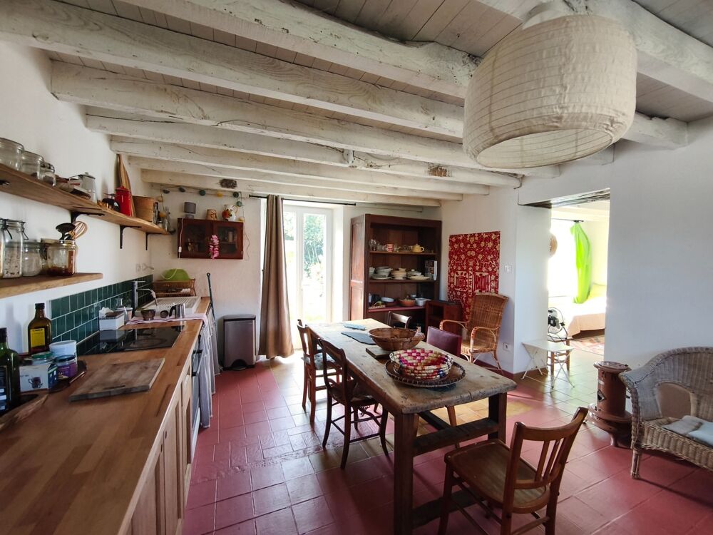 Vente Maison Maison de campagne 3 pièces 2 chambres séjour cuisine salle de bains jardin dépendance cave NOUZERINES (23) 109 900€ Nouzerines