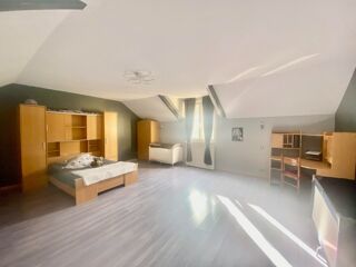  Maison � vendre 9 pi�ces 230 m�