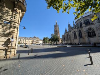  Parking / Garage à vendre 1 pièce 11 m² Bordeaux