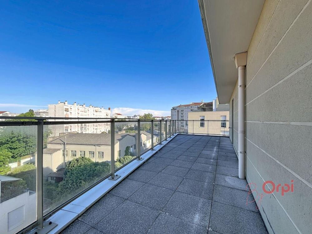 Vente Appartement T3 de 57 m² en attique, terrasses et garage Villeurbanne