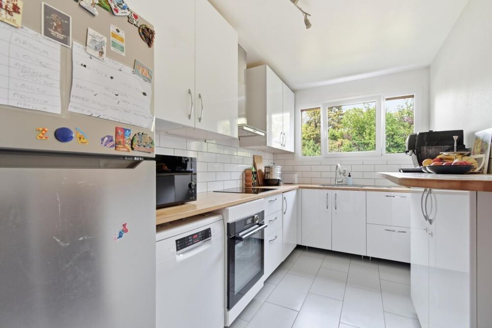 Vente Appartement APPARTEMENT AVEC BALCON DANS UN ECRIN DE VERDURE Saint germain en laye
