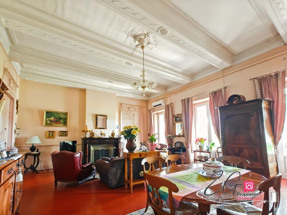 Appartement bourgeois d'exception de 284 m² avec terrasse, balcon filant et vue sur le parc