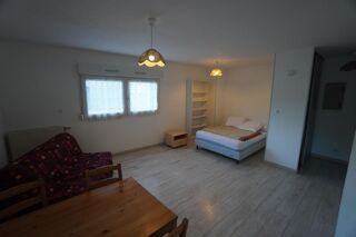  Appartement à louer 1 pièce 32 m²