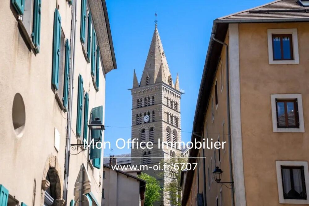 Vente Immeuble Référence : 6707-MBE. - Immeuble Historique // 400m² +combles + annexes Embrun