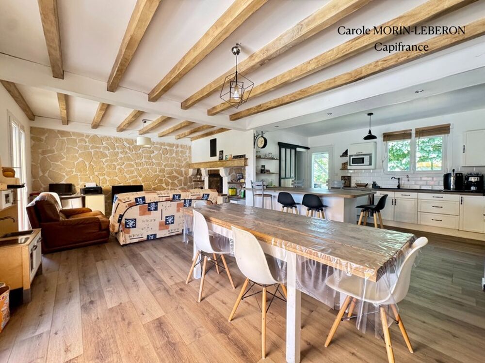 Maison de plain-pied, 4 chambres, double garage et jardin