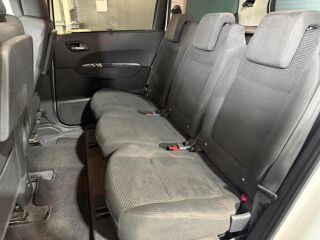 5008 I Phase 2 (T87) 1.6 e-HDi EAT6 120 cv Bo&icirc;te auto ALLURE 2016 occasion 85190 Venansault