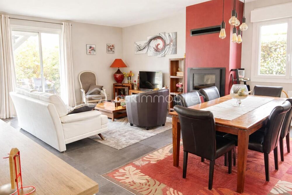 MAISON PLAIN PIED - 3 A 4 CHAMBRES - PISCINE - TERRAIN