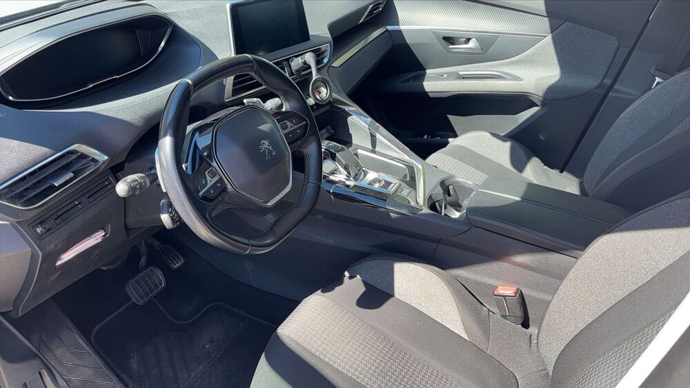 3008 II 1.5 BlueHDi 130 EAT8 Active Business 2019 occasion 26100 Romans Sur Isere