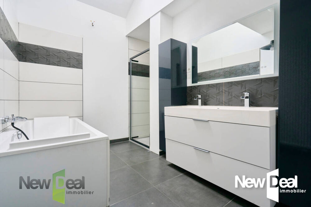 Vente Maison PLAIN PIED 110 m2 avec  étage de 80 m2 à aménager Lecelles Lecelles