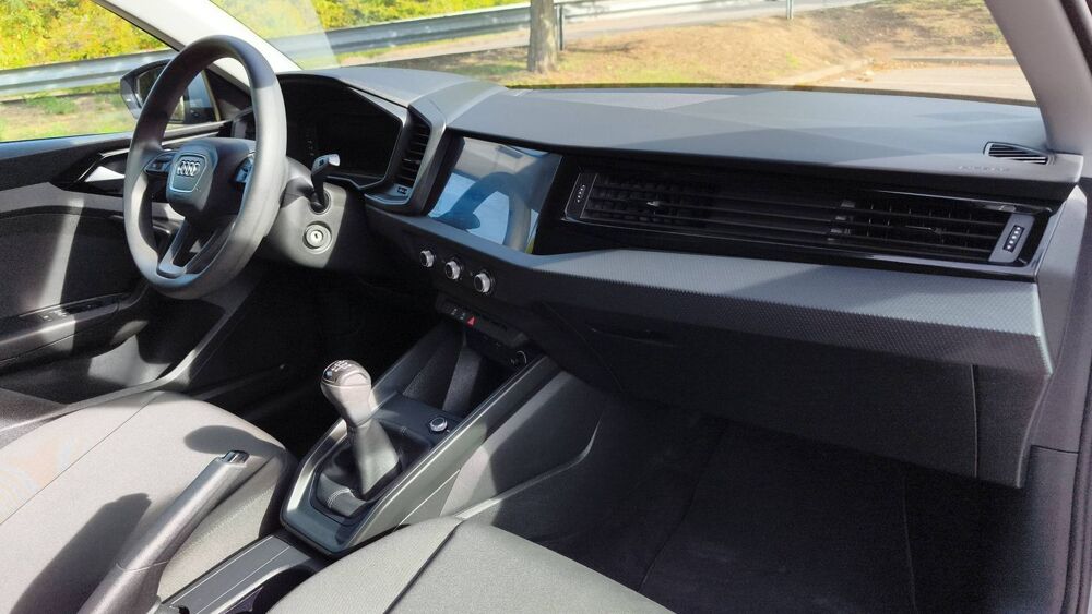 A1 II 1.0 TFSI 95 Entry - 5 places 2021 occasion 68200 Mulhouse