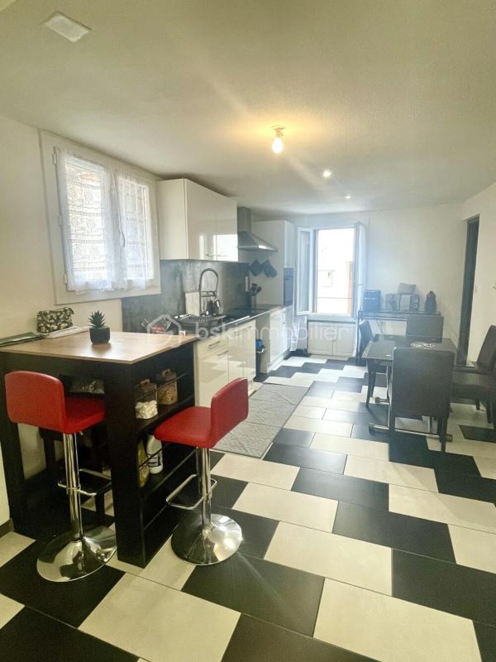 EN EXCLUSIVITE- ESTAGEL - MAISON DE VILLAGE - 3 CHAMBRES - INVESTISSEMENT LOCATIF -
