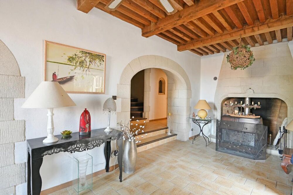 Maison de 12 pièces de 231 m² à Saint-Jean-de-Ceyrargues