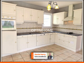  Maison  vendre 7 pices 132 m