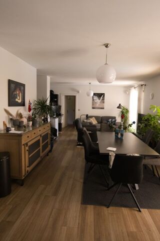  Maison à louer 6 pièces 123 m²