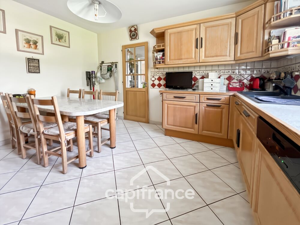Vente Maison Maison familiale de 128 m² avec jardin, en parfait état, 4 chambres et sous-sol total à Champigny-sur-Marne Champigny sur marne