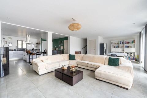   Maison familiale et moderne 8 pi�ces � Boran-sur-Oise Maison - 8 pi�ce(s) - 225 m�