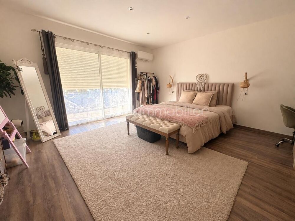à vendre  Propriété/château Valensole (04210)