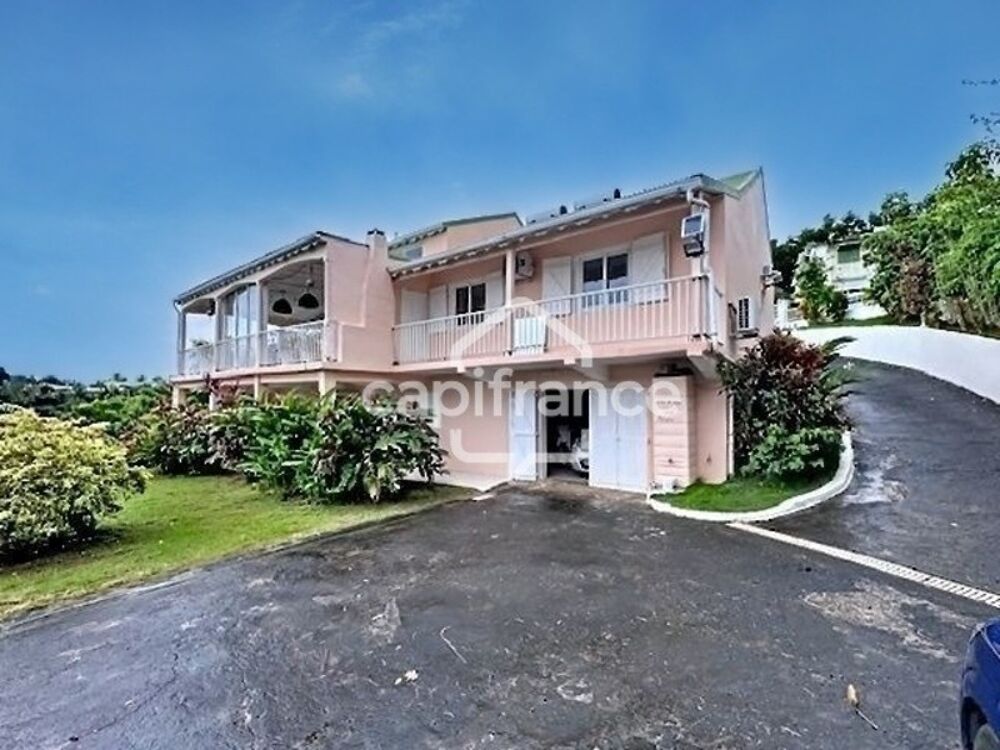 Vente Villa Maison avec appartement vue mer CAPESTERRE BELLE EAU (971) Capesterre belle eau