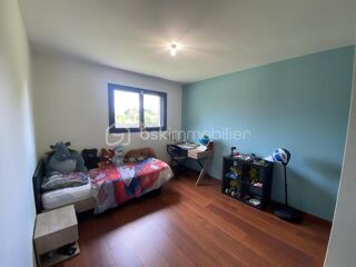  Villa à vendre 6 pièces 244 m²