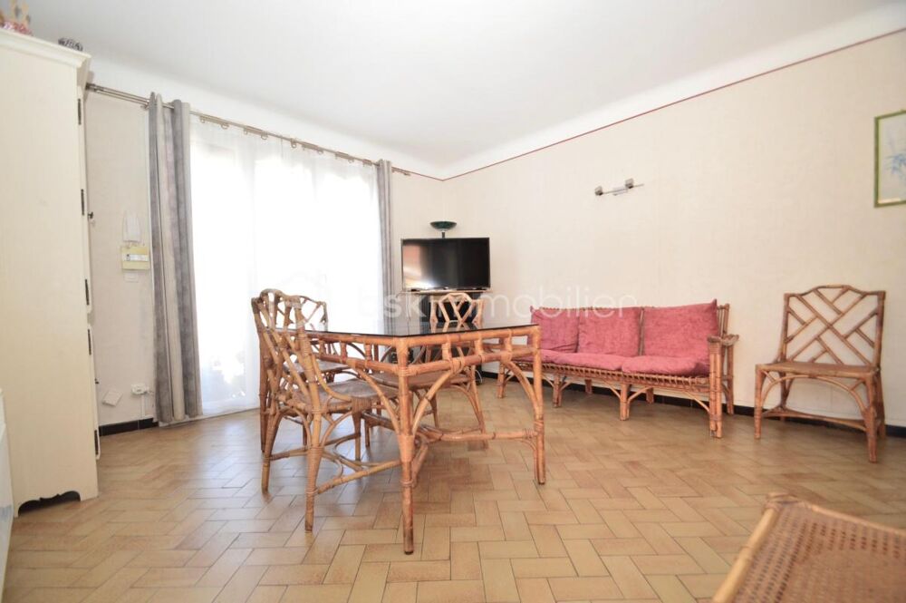 Opportunité rare : maison de 4 appartements indépendants proche de la mer