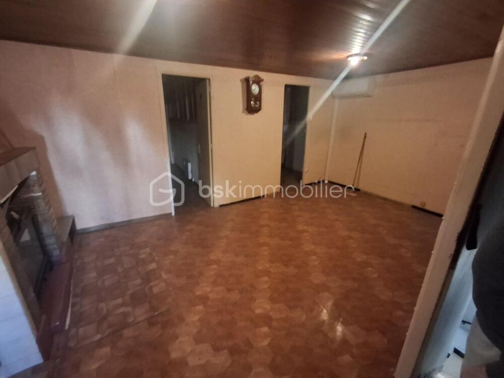 GRANDE MAISON AVEC GARAGE