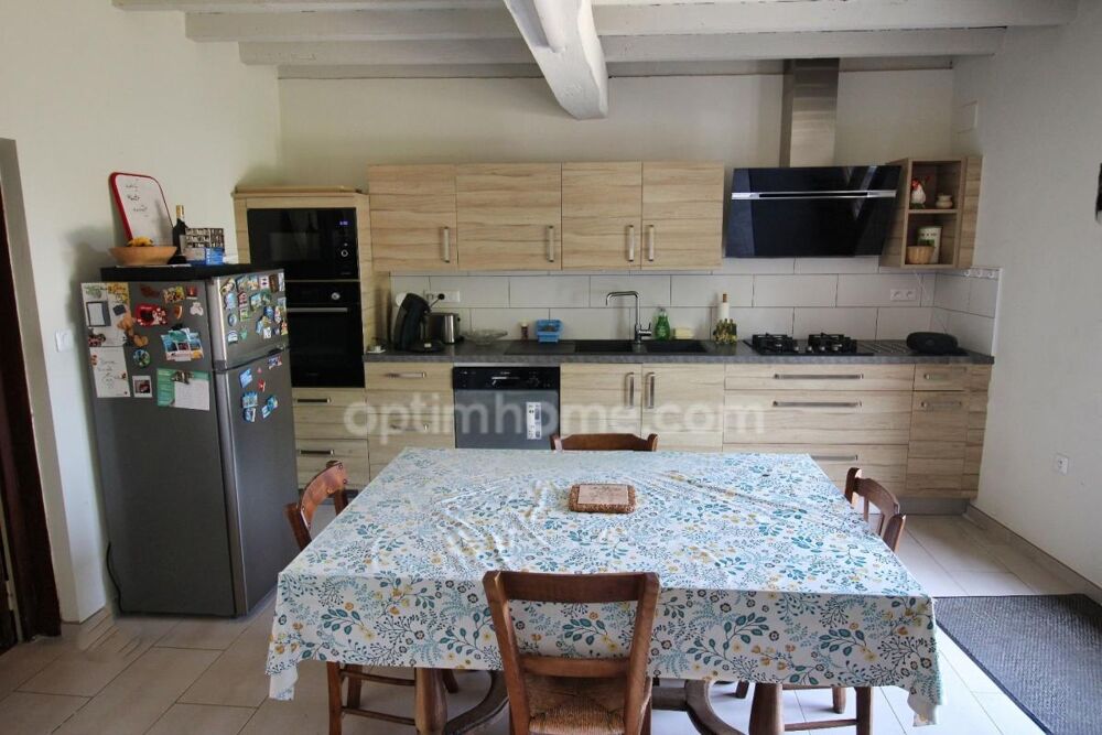 Vente Maison Maison à vendre 5 pièces LA REOLE (33) La reole