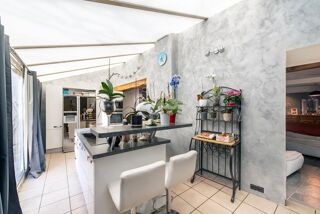  Maison � vendre 10 pi�ces 215 m�