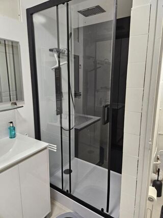  Appartement à louer 4 pièces 64 m²