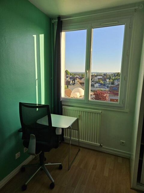  Appartement � louer 4 pi�ces 90 m� Troyes