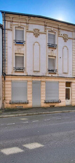  Immeuble � vendre 218 m�
