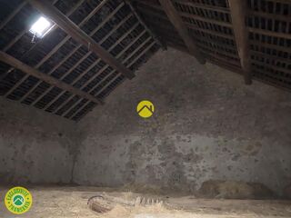  Propri�t�/ch�teau � vendre 154 m�