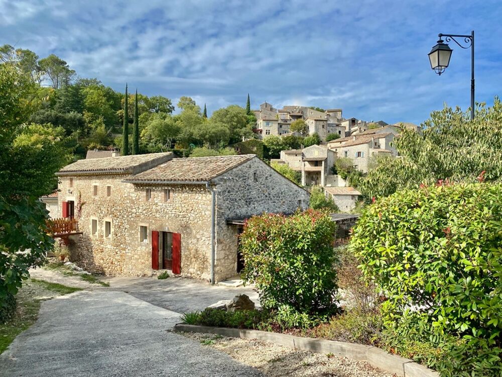 Dpt Gard (30), à vendre proche de BARJAC, aux portes de l'Ardèche, ancien Mas avec gîtes de 350 m² - Terrain de 5 000 m² avec pi