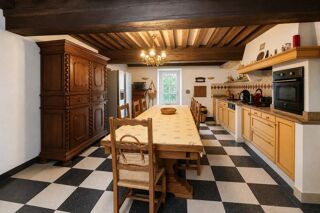  Propriété/château à vendre 10 pièces 300 m²