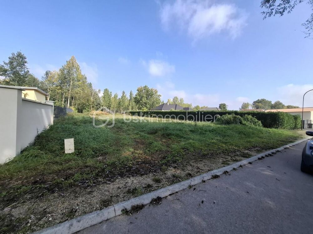 Vente Terrain Terrain constructible et viabilisé Saint pouange