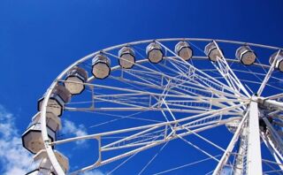  Immeuble � vendre 15 + pi�ces 329 m�