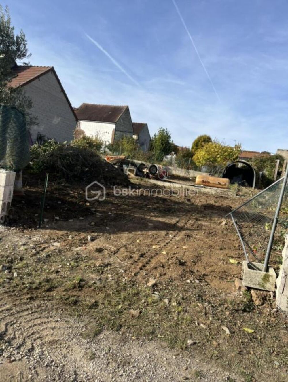 Vente Terrain ? Terrain constructible avec projet déjà engagé – Un gain de temps précieux ! Champlost