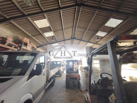   A VENDRE ENTREPOT BUREAUX 742 M² 