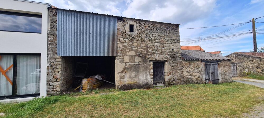 Vente Remise/Grange Grange à rénover Village Saint Hilaire De Clisson 75 M² sur terrain de 231 M² Saint hilaire de clisson