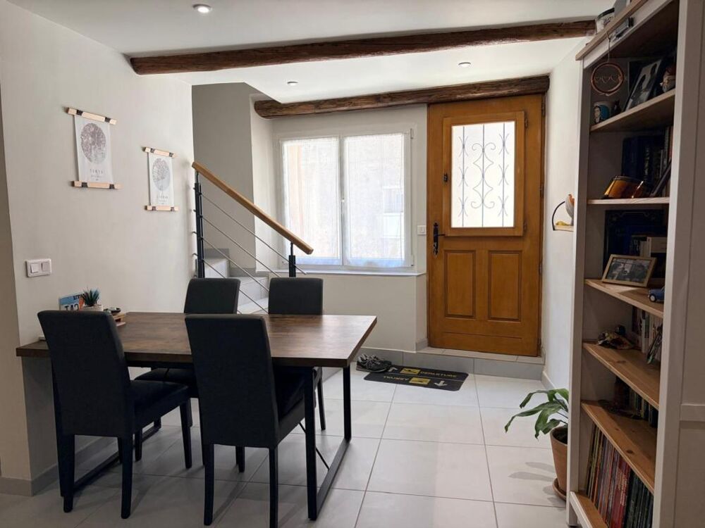 Vente Maison Maison de village 4 pièces rénovée avec garage à ROUSSET Rousset